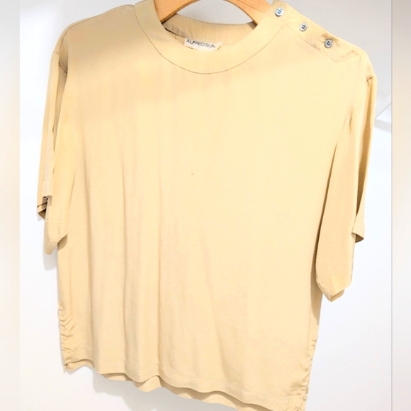 Vtg Alfred Sung Tan Silk Blouse. Made in Canada. Roomy Sz 4. - Picture 6 of 14